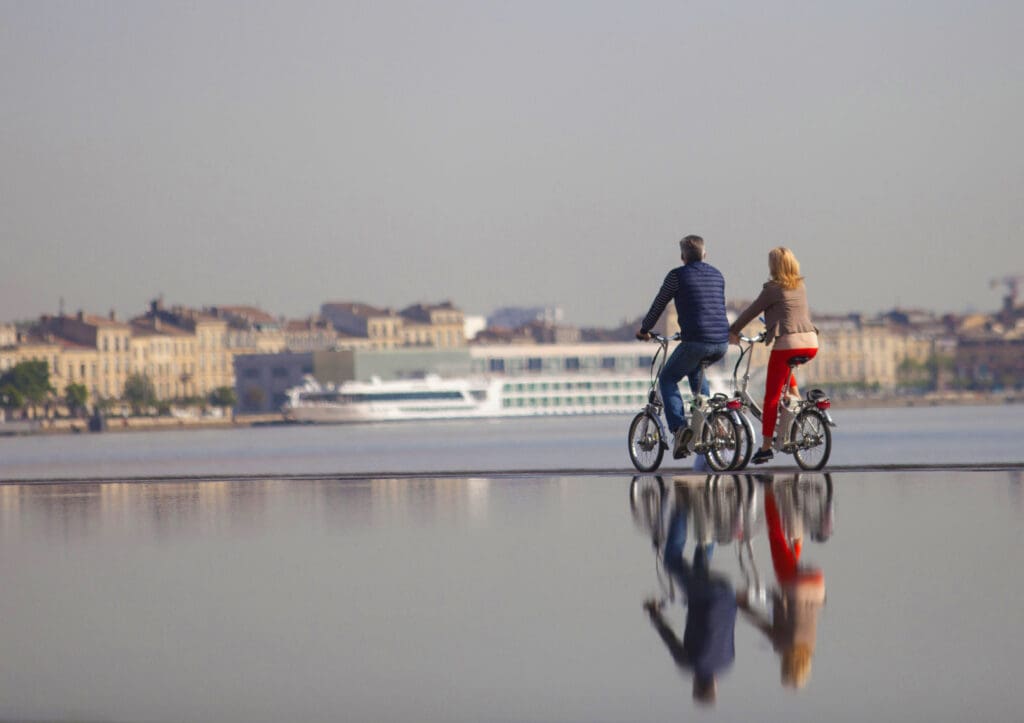 E Bikes on Scenic River Cruise
